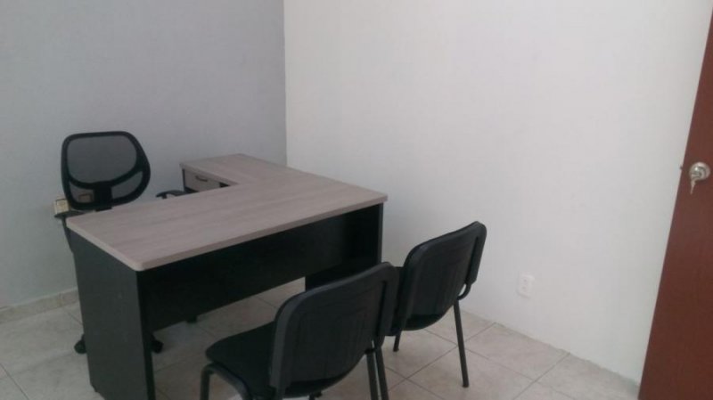 Foto Oficina en Renta en RESIDENCIAL ESMERALDA NORTE, Colima, Colima - $ 4.000 - OFR260942 - BienesOnLine