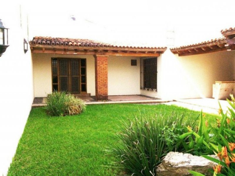 Foto Oficina en Renta en lomas verdes, Colima, Colima - $ 2.500 - OFR118819 - BienesOnLine