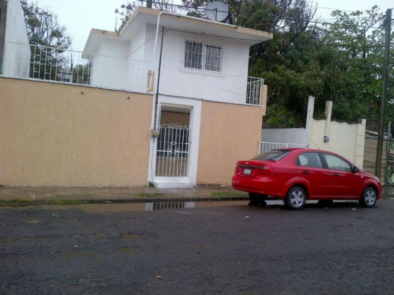 Foto Casa en Venta en 1o  de mayo, Veracruz, Veracruz - $ 1.600.000 - CAV125460 - BienesOnLine