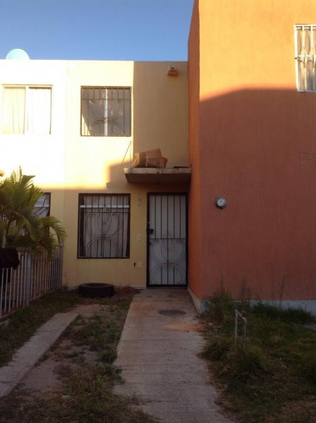 Foto Casa en Venta en REAL DEL SOL, Tlajomulco de Zúñiga, Jalisco - $ 495.880 - CAV81531 - BienesOnLine