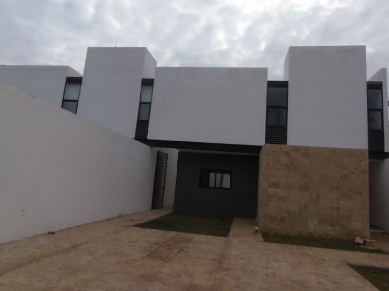 Foto Casa en Venta en Mérida, Yucatan - $ 1.790.000 - CAV119631 - BienesOnLine