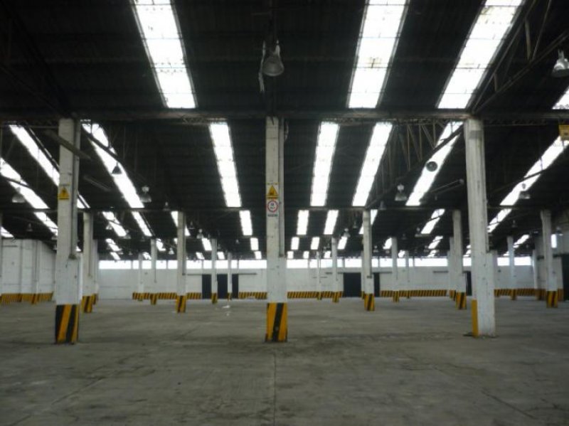 Foto Nave en Renta en zona industrial, Ecatepec de Morelos, Mexico - NAR27015 - BienesOnLine