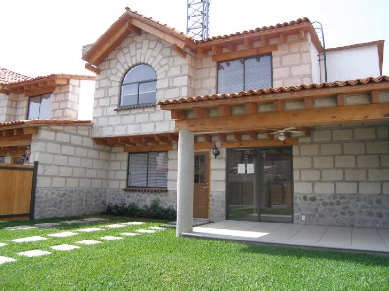 Foto Casa en Venta en Chapultepec, Cuernavaca, Morelos - $ 1.960.000 - CAV10677 - BienesOnLine