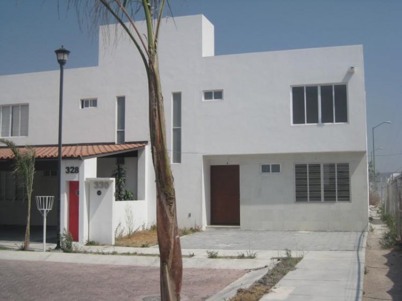 Foto Casa en Venta en RUMBO AL CAMPANARIO, Santiago de Querétaro, Queretaro Arteaga - $ 1.500.000 - CAV40088 - BienesOnLine