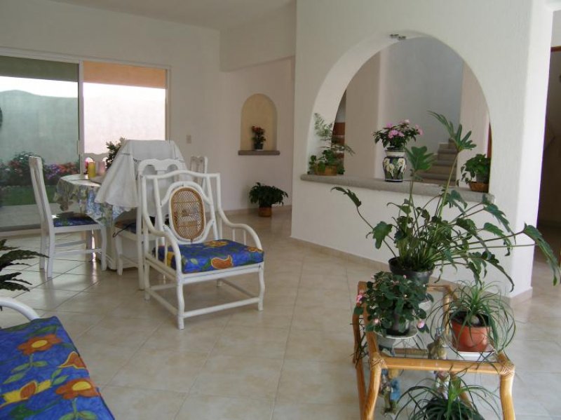 Foto Casa en Venta en JARDINES DE AHUATLAN, Cuernavaca, Morelos - $ 1.990.000 - CAV9740 - BienesOnLine