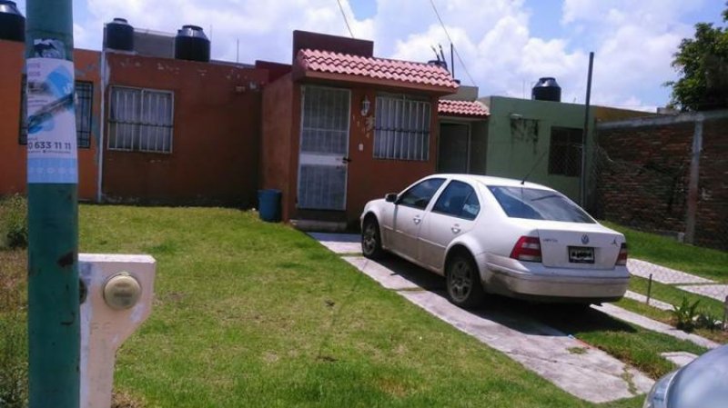 Foto Casa en Venta en Misión del Valle, Morelia, Michoacan de Ocampo - $ 365.000 - CAV194810 - BienesOnLine