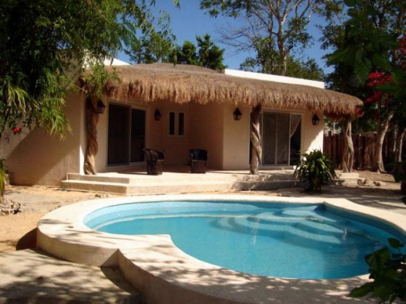 Foto Casa en Venta en Centro, Tulum, Quintana Roo - U$D 350.000 - CAV15704 - BienesOnLine