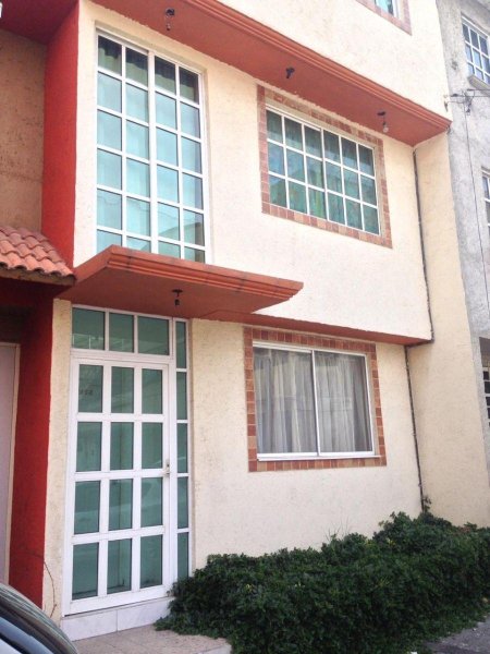 Foto Casa en Venta en alamos de san cristobal, Ecatepec de Morelos, Mexico - $ 1.150.000 - CAV265003 - BienesOnLine