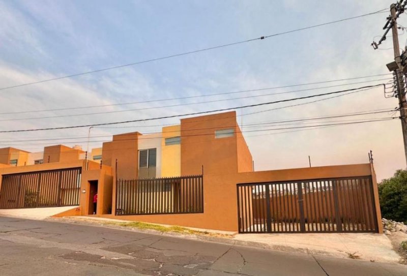 Foto Casa en Venta en lomas de vista bella, Morelia, Michoacan de Ocampo - $ 3.550.000 - CAV354212 - BienesOnLine