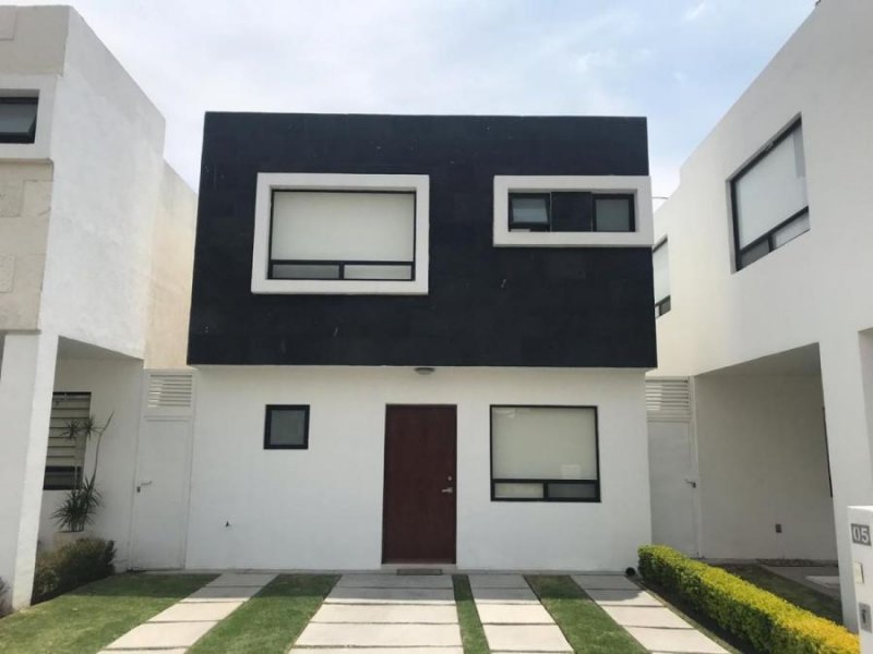 Foto Casa en Venta en El Refugio Residencial, Santiago de Querétaro, Queretaro Arteaga - $ 2.150.000 - CAV249354 - BienesOnLine