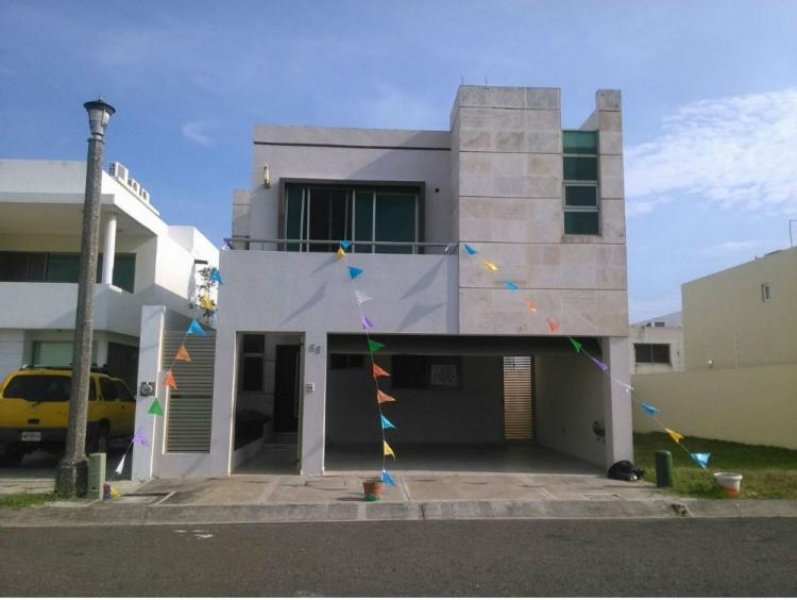 Foto Casa en Venta en Lomas Residencial, Boca del Río, Veracruz - $ 2.200.000 - CAV128012 - BienesOnLine