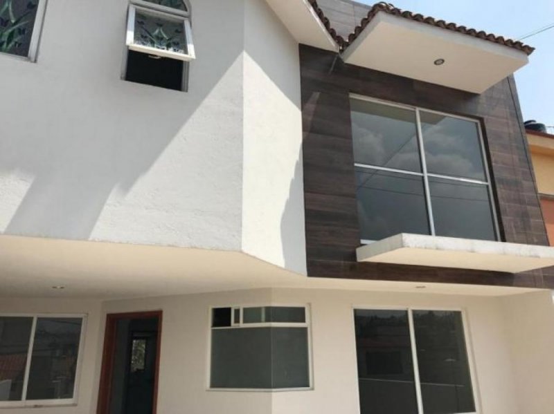 Foto Casa en Venta en Ciudad López Mateos, Mexico - $ 6.200.000 - CAV263071 - BienesOnLine