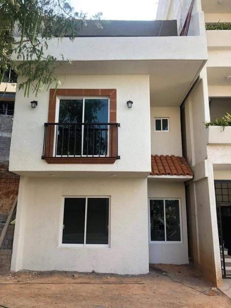 Foto Desarrollo en Venta en FARRALLON, Acapulco de Juárez, Guerrero - $ 1.900.000 - DSV315733 - BienesOnLine