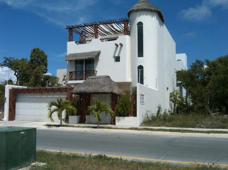 Foto Casa en Venta en Cancún, Quintana Roo - $ 3.000.000 - CAV21591 - BienesOnLine