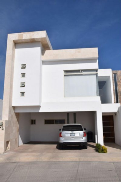 Foto Casa en Venta en HORIZONTES RESIDENCIAL II, San Luis Potosí, San Luis Potosi - $ 2.320.000 - CAV118755 - BienesOnLine