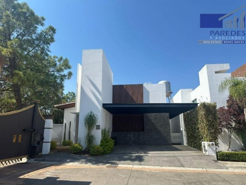 Foto Casa en Venta en Fracc. Rincón del Paraíso, Morelia, Michoacan de Ocampo - $ 11.600.000 - CAV353147 - BienesOnLine