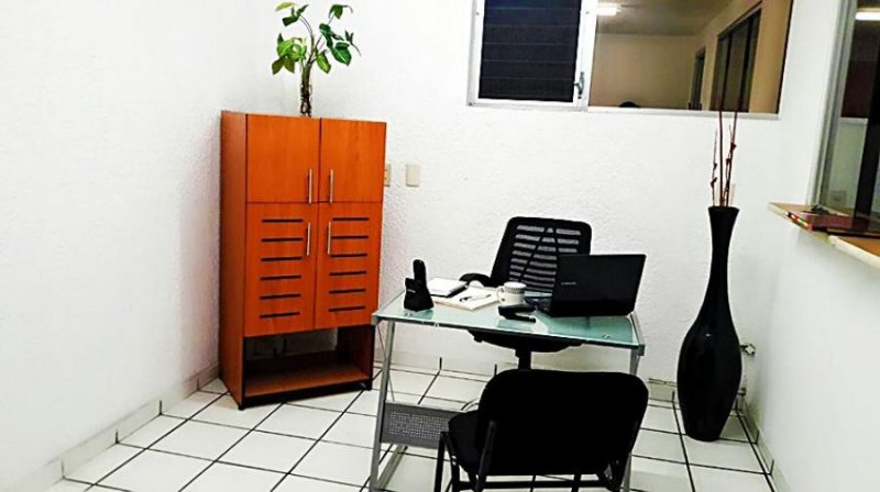 Foto Oficina en Renta en ARCOS VALLARTA, GUADALAJARA, Jalisco - $ 5.500 - OFR278834 - BienesOnLine