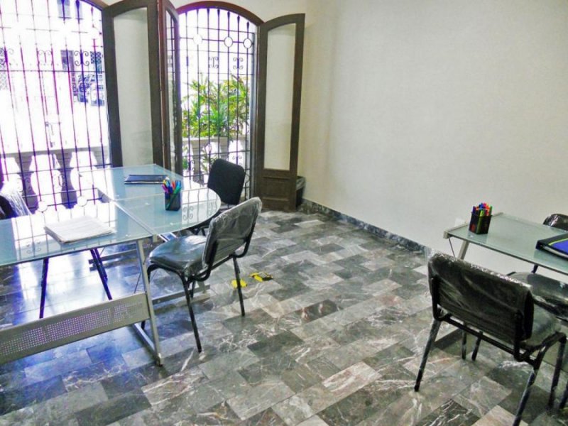 Foto Oficina en Renta en JARDINES DEL MORAL, León de los Aldama, Guanajuato - $ 6.000 - OFR273600 - BienesOnLine