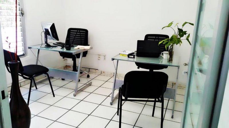 Foto Oficina en Renta en ARCOS VALLARTA, GUADALAJARA, Jalisco - $ 8.000 - OFR278676 - BienesOnLine