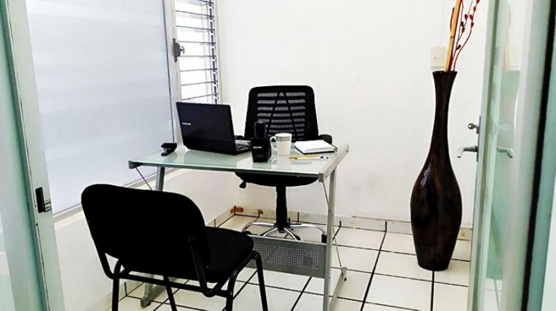 Foto Oficina en Renta en ARCOS VALLARTA, GUADALAJARA, Jalisco - $ 15.000 - OFR286133 - BienesOnLine