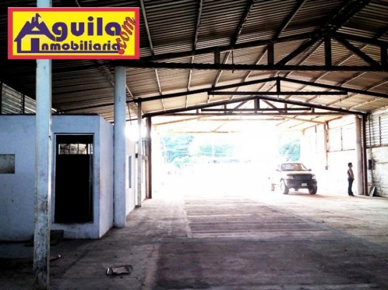 Foto Bodega en Renta en R/a Reyes Hernández, Comalcalco, Tabasco - $ 15.000 - BOR217003 - BienesOnLine