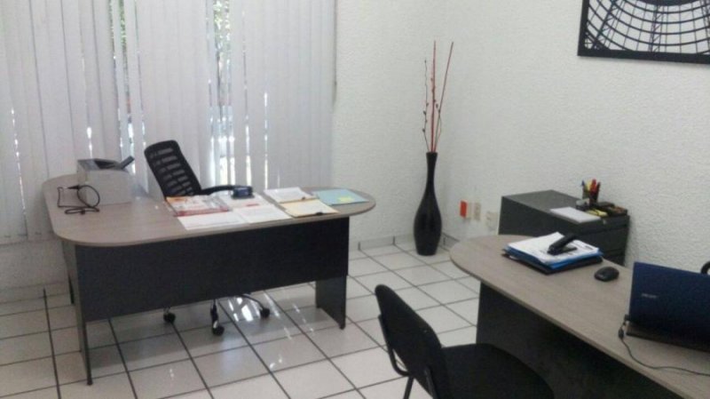 Foto Oficina en Renta en ARCOS VALLARTA, Guadalajara, Jalisco - $ 5.000 - OFR263942 - BienesOnLine