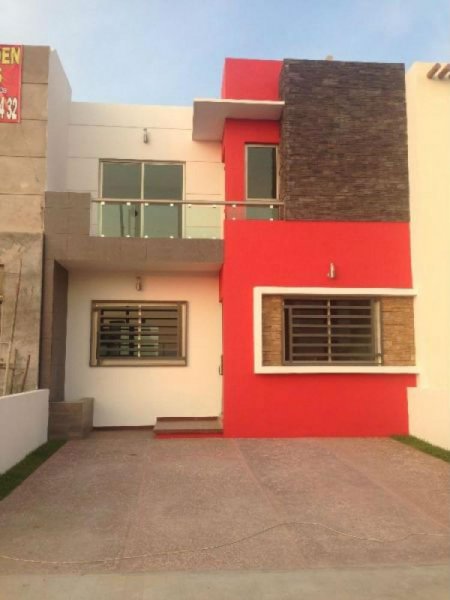 Foto Casa en Venta en Ciudad de Villa de Alvarez, Colima - $ 1.400.000 - CAV203005 - BienesOnLine