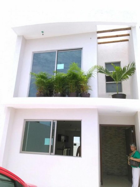 Foto Casa en Venta en revolucion, Boca del Río, Veracruz - $ 1.750.000 - CAV125200 - BienesOnLine