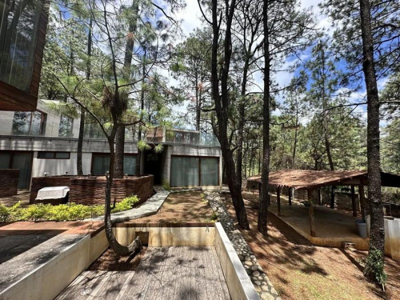 Casa en Venta en Fracc. Bosques del Paraíso Morelia, Michoacan de Ocampo