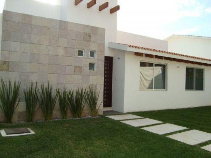 Foto Casa en Venta en lomas de cocoyoc, Fraccionamiento Lomas de Cocoyoc, Morelos - $ 2.060.000 - CAV20628 - BienesOnLine