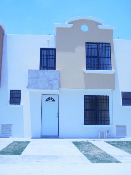 Foto Casa en Venta en ACCESO NORTE, San Luis Potosí, San Luis Potosi - $ 571.500 - CAV26114 - BienesOnLine