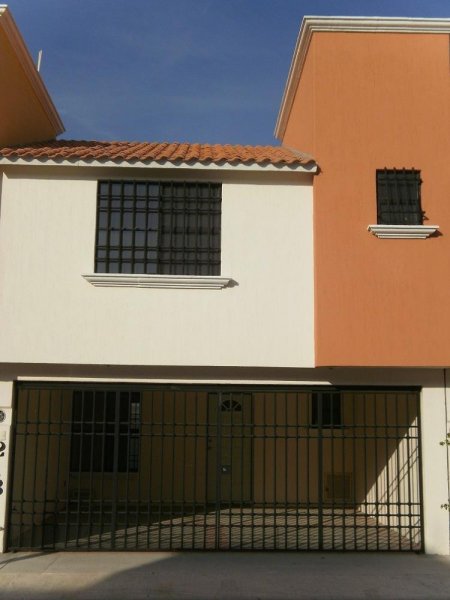 Foto Casa en Venta en CARRETERA MATEHUALA, San Luis Potosí, San Luis Potosi - $ 791.500 - CAV26117 - BienesOnLine