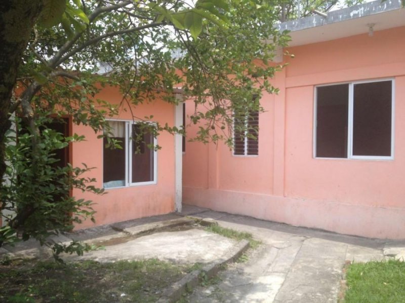 Casa en Renta en  Acatlán de Pérez Figueroa, Oaxaca