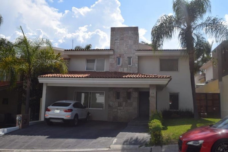 Casa en Renta en Puerta de Hierro Zapopan, Jalisco