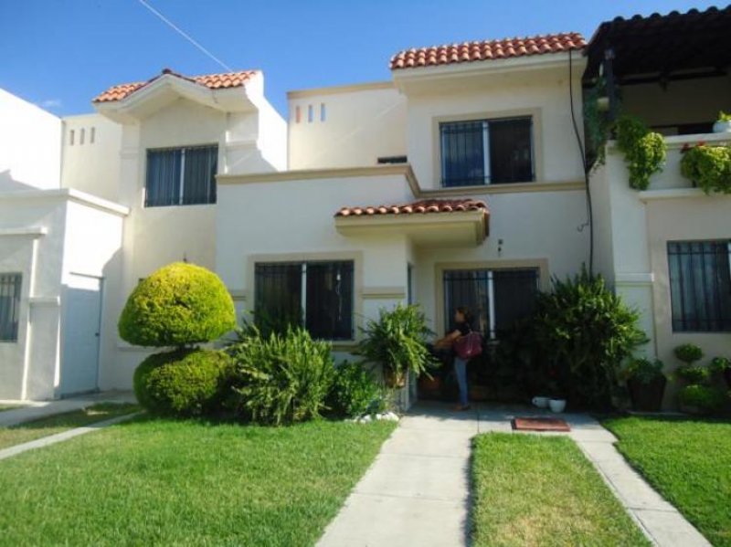 Casa en Venta en Los Arcos Irapuato, Guanajuato