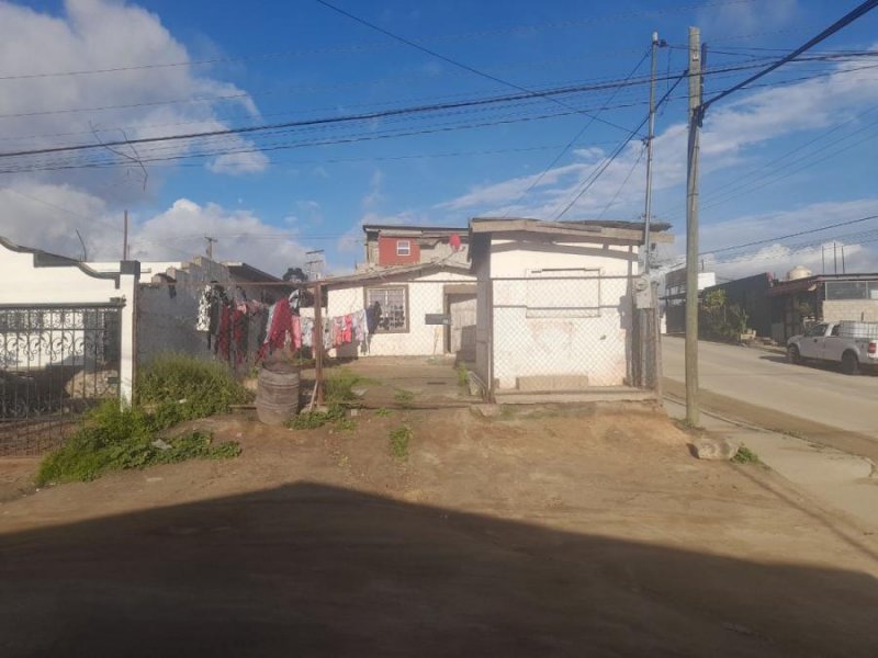 Casa en Venta en  Ensenada, Baja California