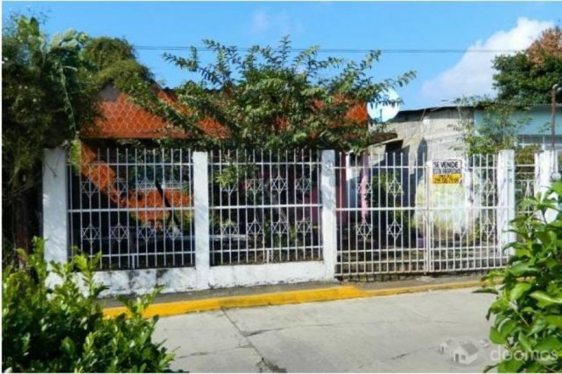 Casa en Venta en  Catemaco, Veracruz