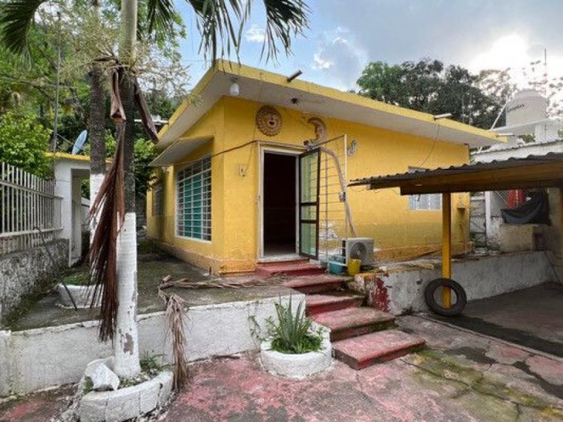 SE VENDE CASA EN TEZONAPA