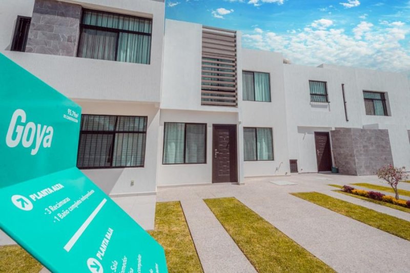 Se vende casa Modelo Goya en Privada Valle Real de 120mt2 de terreno 95.89 mt2 de 3 recamaras