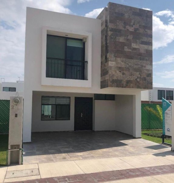 Casa en Venta en Residencial Valle Real San Luis Potosí, San Luis Potosi