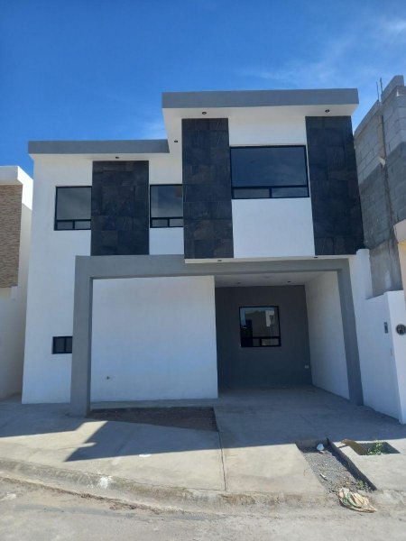 Casa en Venta en El Alamo Saltillo, Coahuila de Zaragoza