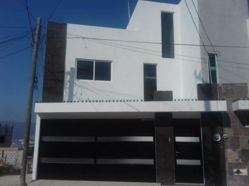 Foto Casa en Venta en Dr. Romeo Rincon, Tuxtla Gutiérrez, Chiapas - $ 2.350.000 - CAV193805 - BienesOnLine