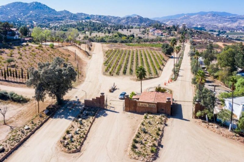 Terreno en Venta en Hindú Tecate, Baja California