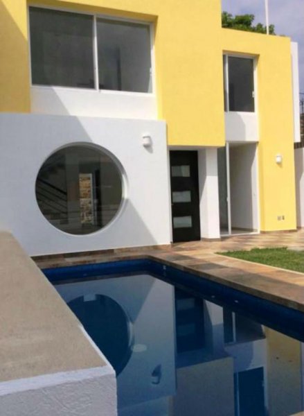 Foto Casa en Venta en Jardines de Ahuatlan, Cuernavaca, Morelos - $ 2.700.000 - CAV135429 - BienesOnLine