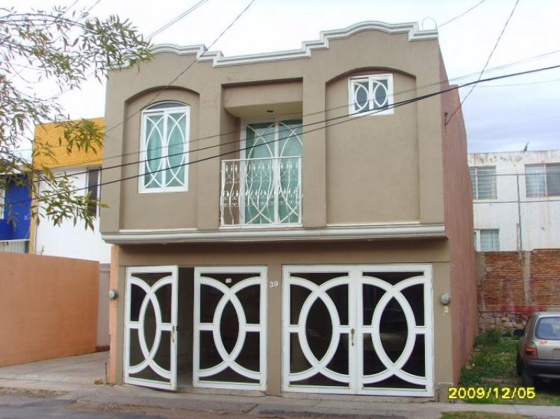 Foto Casa en Venta en Jardines de Bernárdez, Guadalupe, Zacatecas - $ 950.000 - CAV16715 - BienesOnLine