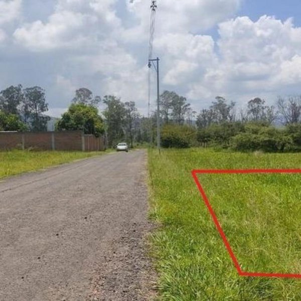 Foto Terreno en Venta en Tenencia Morelos, Por Fraccionamiento La Campiña, Michoacan de Ocampo - $ 250.000 - TEV331029 - BienesOnLine