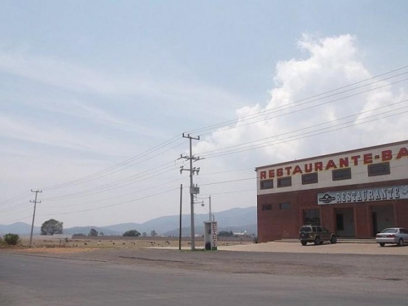 Foto Terreno en Venta en Libramiento Antonio Huitron Huitron, Jilotepec de Molina Enríquez, Mexico - 4 hectareas - $ 1.700 - TEV273852 - BienesOnLine