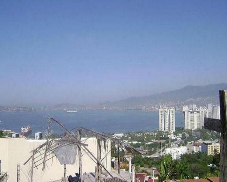 Foto Terreno en Venta en Acapulco de Juárez, Guerrero - $ 1.800.000 - TEV63122 - BienesOnLine