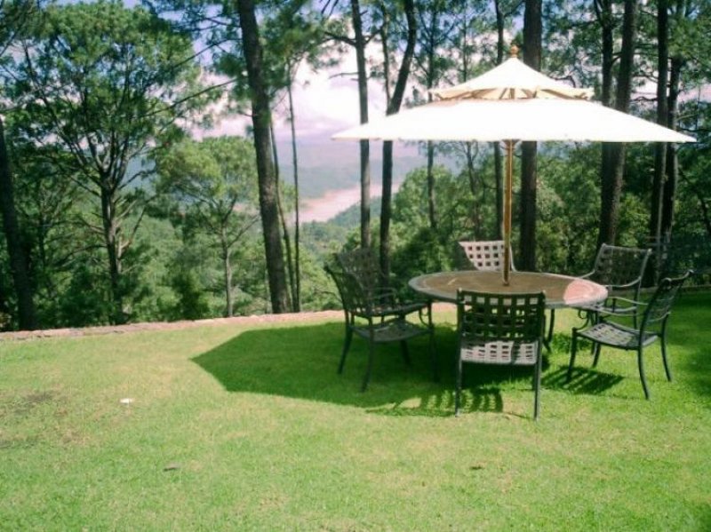 Foto Terreno en Venta en Valle de Bravo, Mexico - U$D 2.420.000 - TEV66671 - BienesOnLine