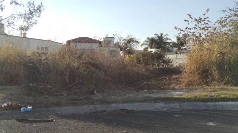 Foto Terreno en Venta en Lomas de Cocoyoc, Fraccionamiento Lomas de Cocoyoc, Morelos - $ 2.546.100 - TEV152749 - BienesOnLine